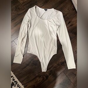 Express Body Contour White Long Sleeve Bodysuit- Size small
